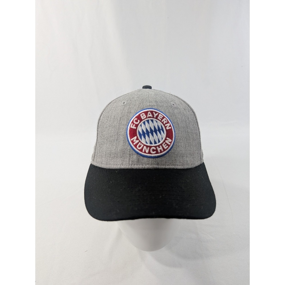 Fi Collection FC Bayern Munich FCB Strap Hat Soccer Hat‎ Adult  Adjustable Gray